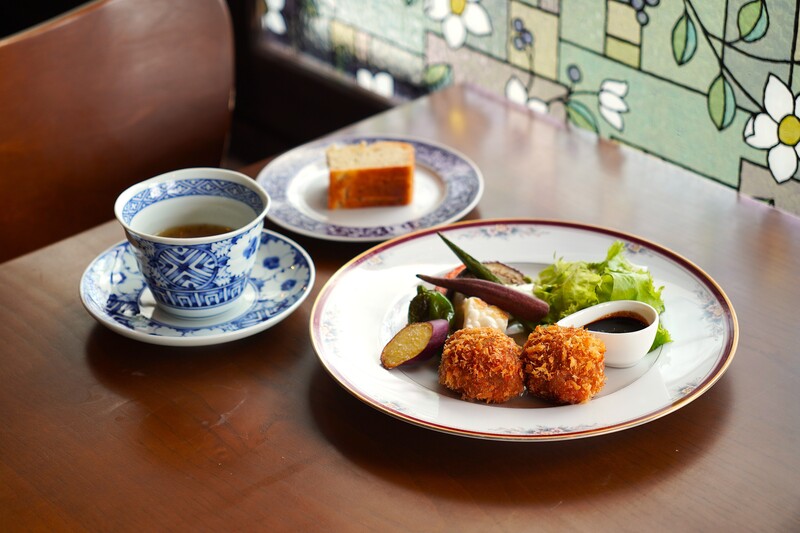 シークレットレストランK ジビエのメンチカツ 特製ウスターソース ランチセット