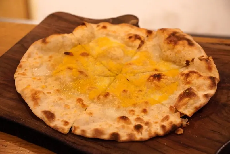 鎌田製作所　からすみピザ