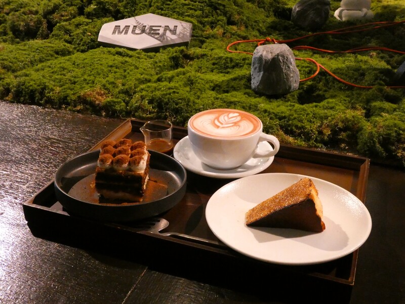 MUEN COFFEE　スイーツとコーヒー　集合