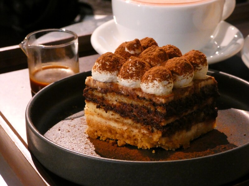 MUEN COFFEE ムエンコーヒー　ティラミス