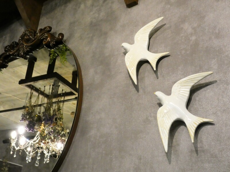 TEA ROOM flower bird（ティールーム フラワーバード）　　店内装飾