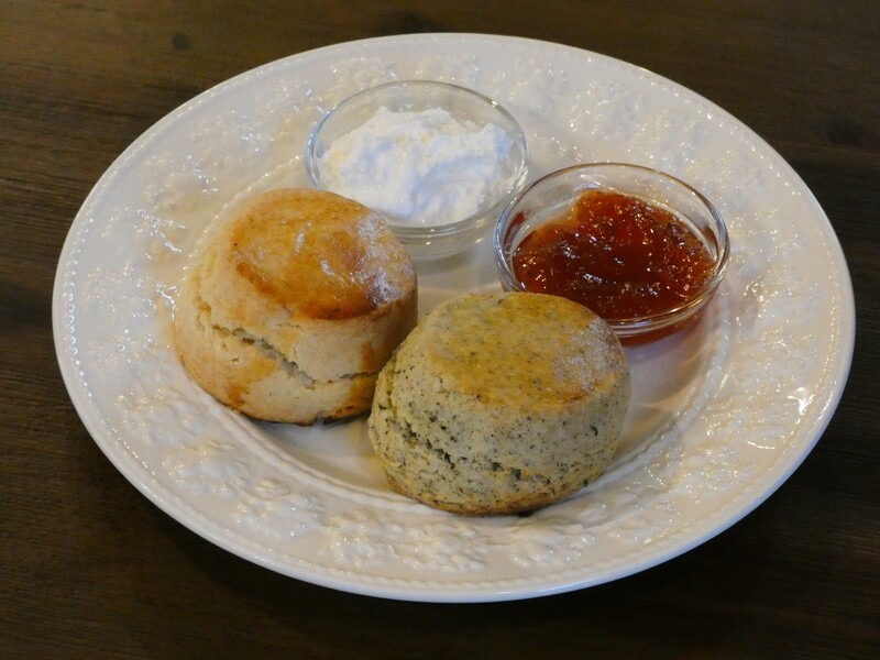 TEA ROOM flower bird（ティールーム フラワーバード）　　スコーンセット